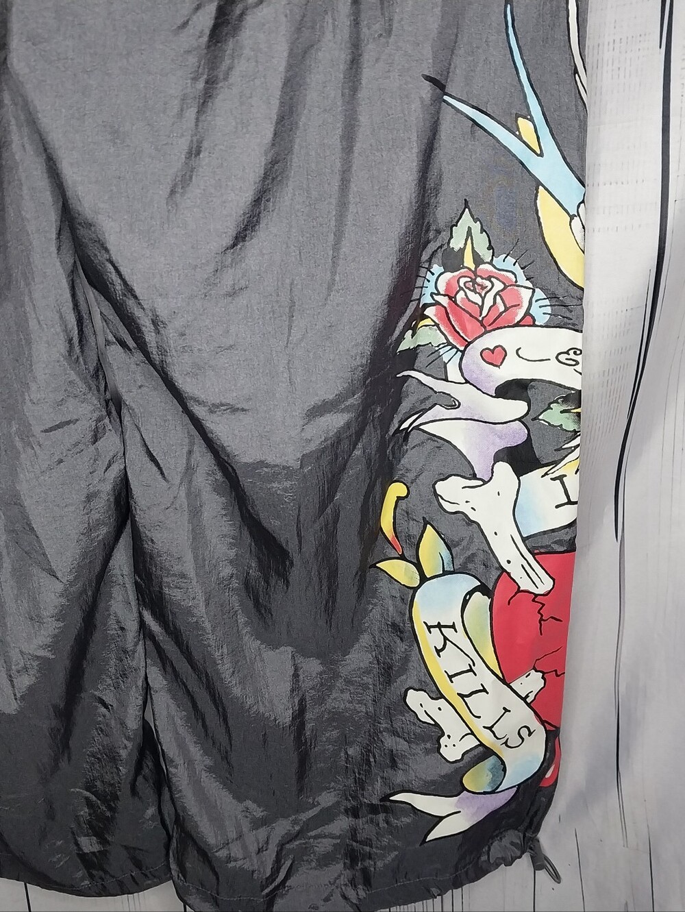 Ed Hardy Nylon Baggy Y2K Style Parachute Pants With Tattoo Graphic. NWT - Picture 10 of 10